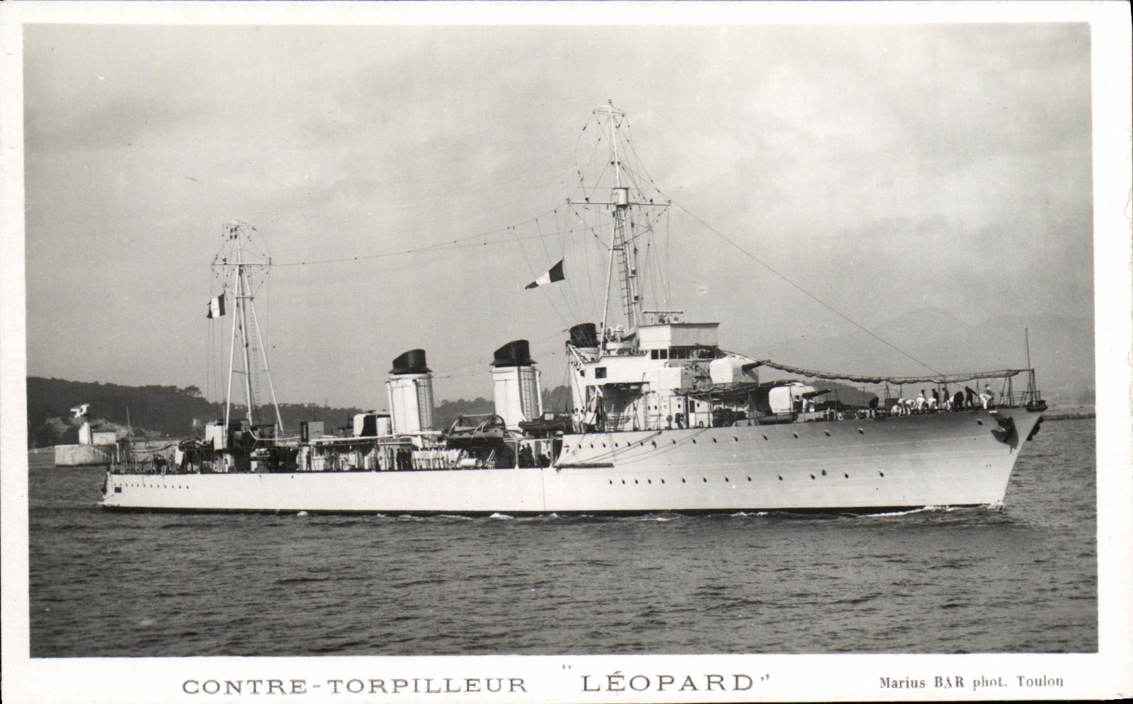CPA Bateau Contre Torpilleur Leopard