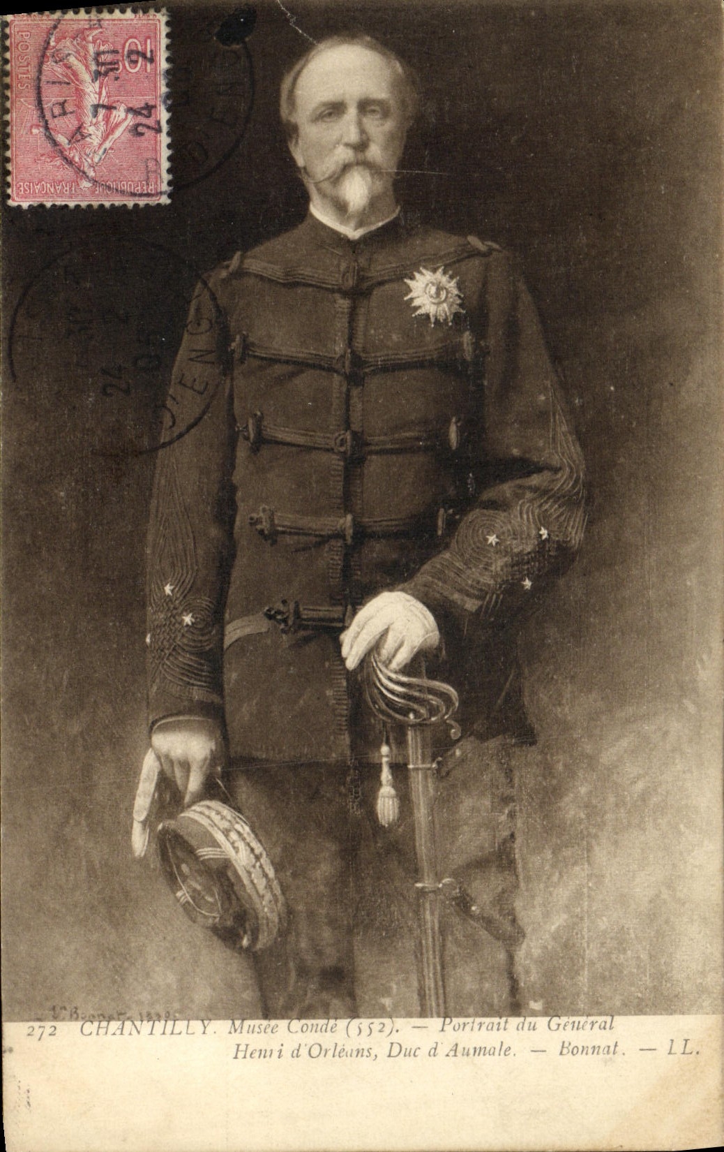 CPA Chantilly Musee Conde portrait du General Henri d'Orleans Duc d'Aumale 