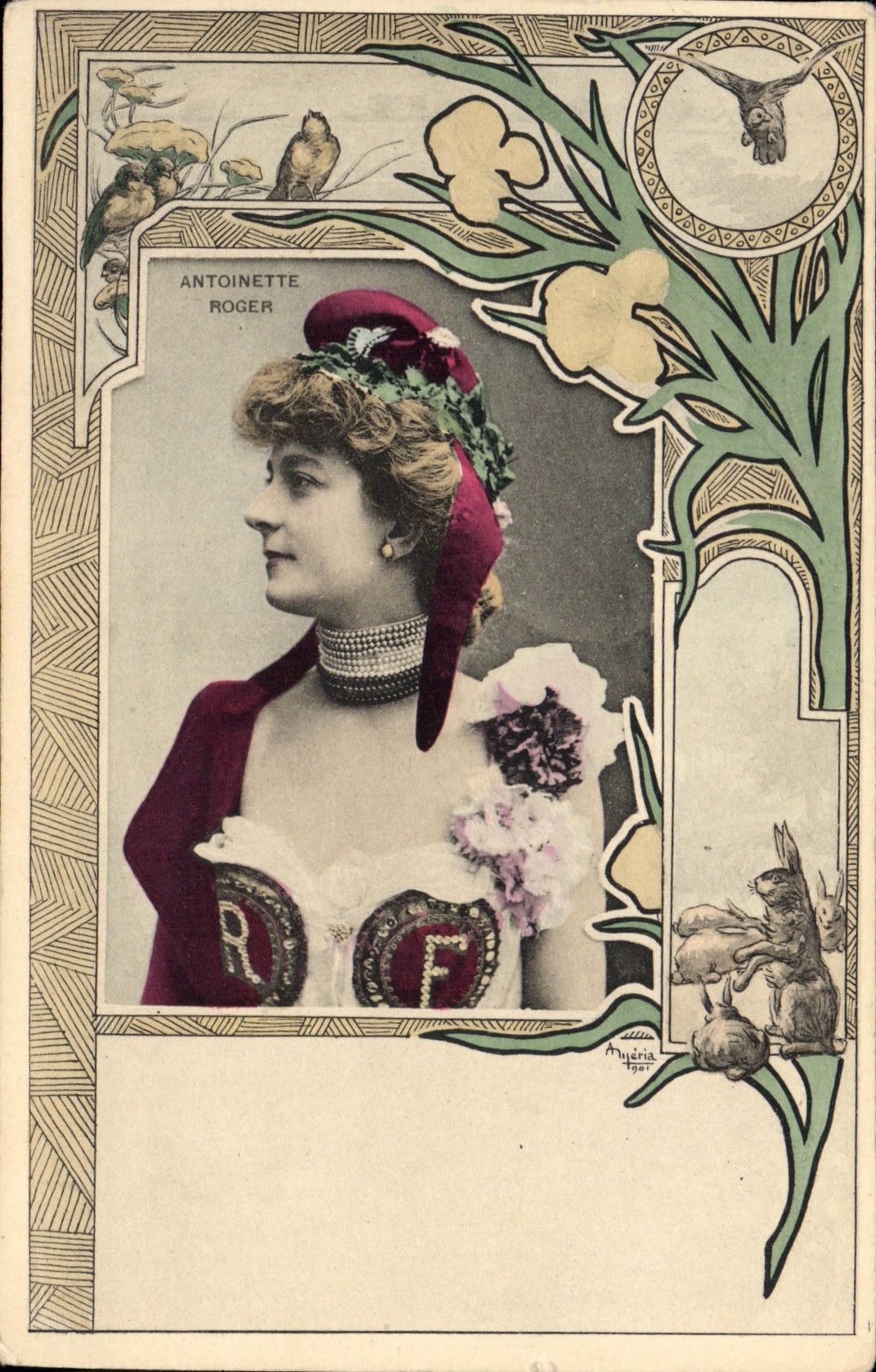 CPA Fantaisie Femme Antoinette Roger