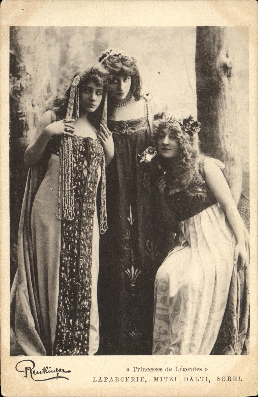 CPA Fantaisie Femmes Princesses de legende Laparcerie Mitzi Dalti Sorel 