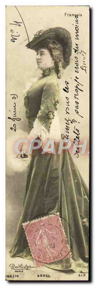 Jeune femme en robe verte — Paris — Raiffeisen & Sorel