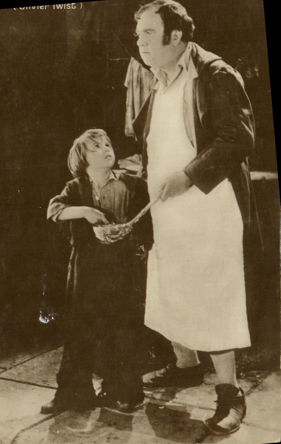 Olivier Twist — scène de film — Cinémagazine Édition