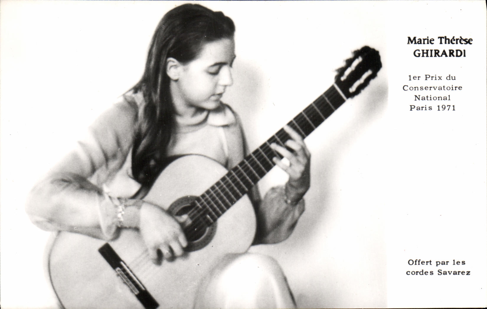CPM Marie Therese ghirardi Guitare Paris 1971