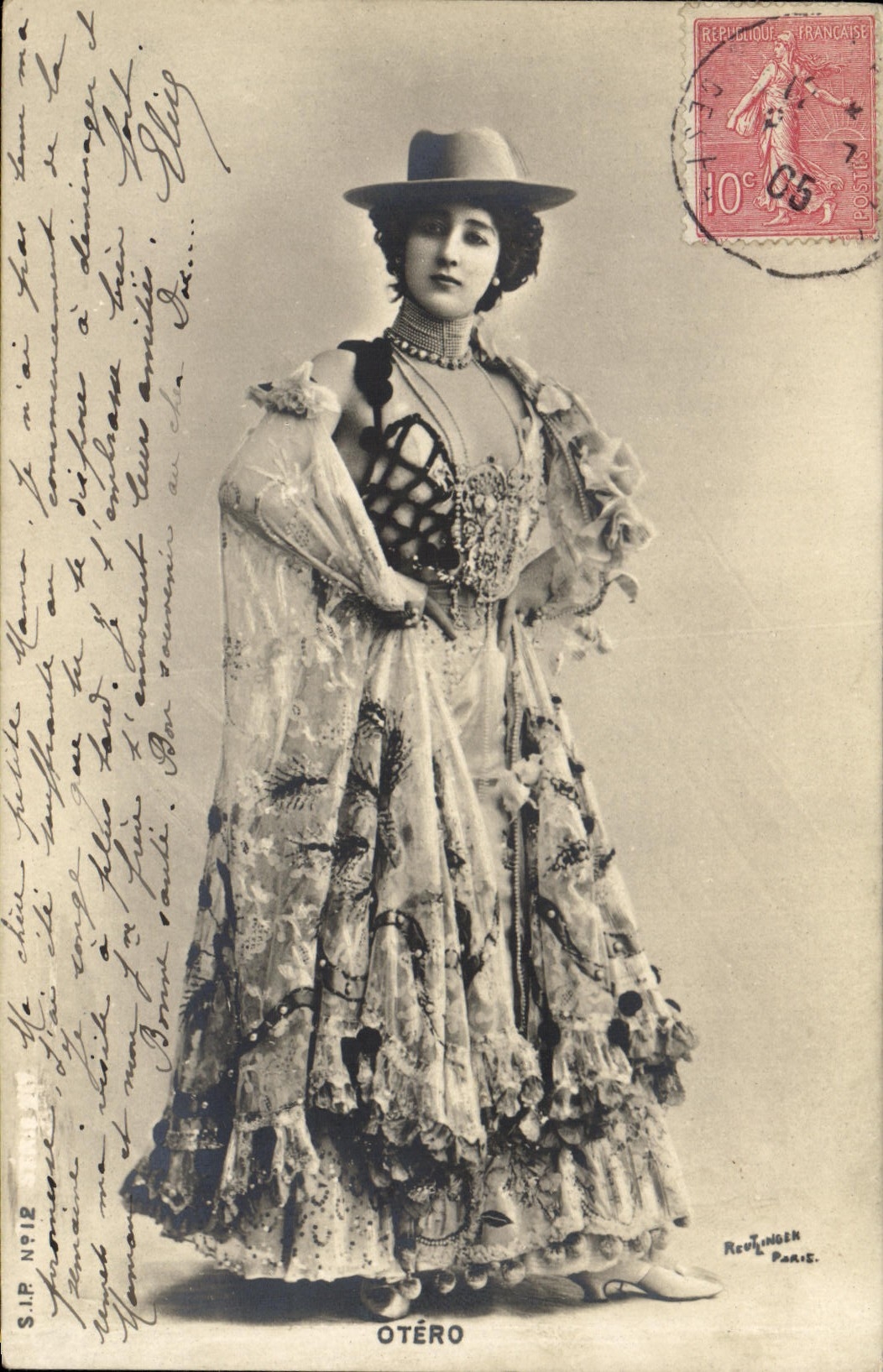 Donna in abito da scena — Otéro — edita da Reutinger Parigi