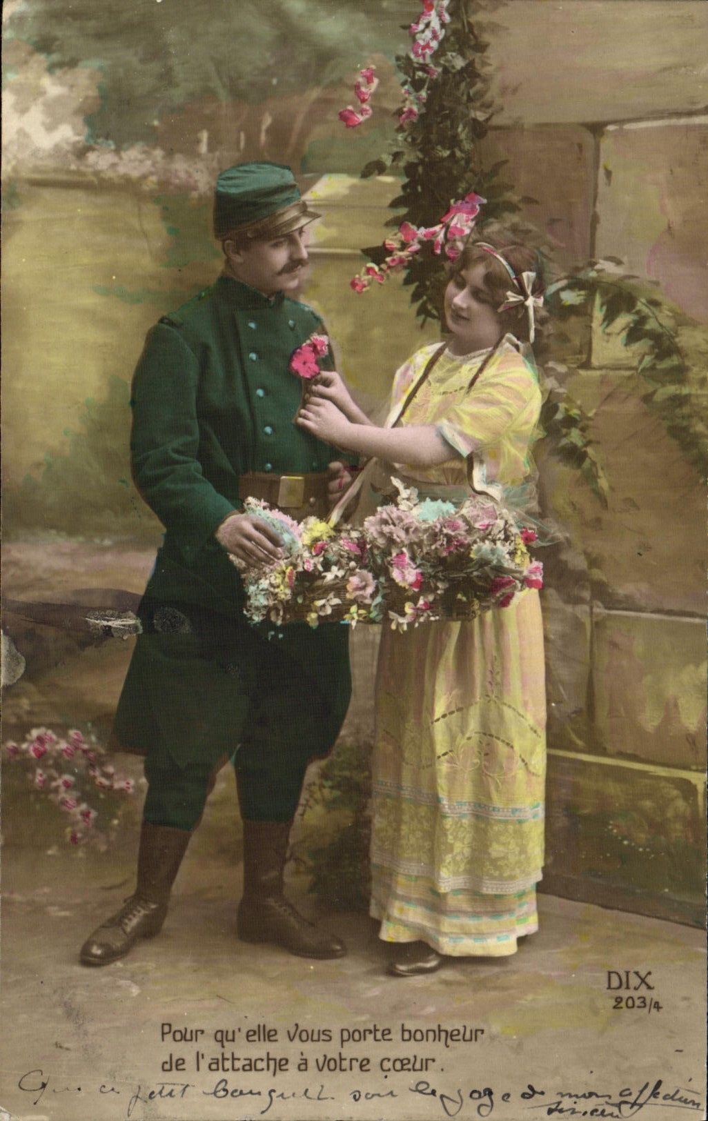 CPA Fantaisie Femme Soldat Militaria
