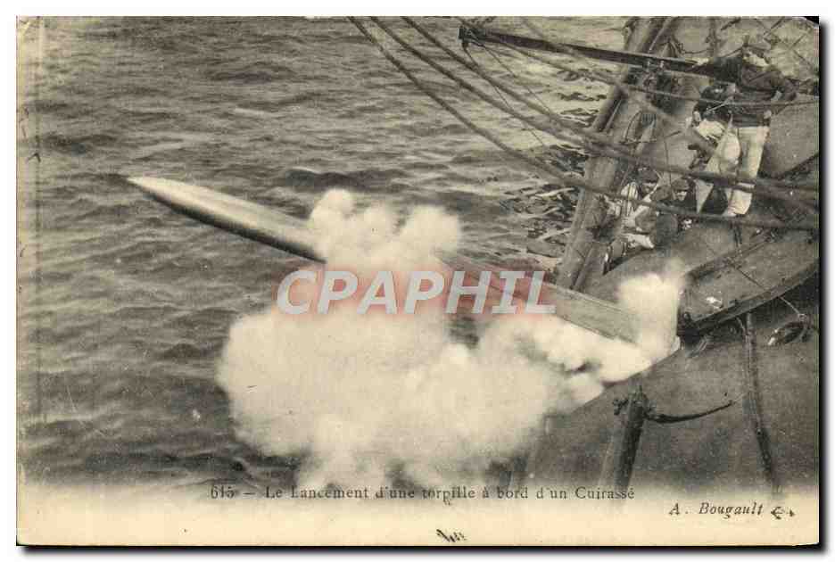 CPA Bateau Guerre Lancement d'une torpille a bord d'un cuirasse 