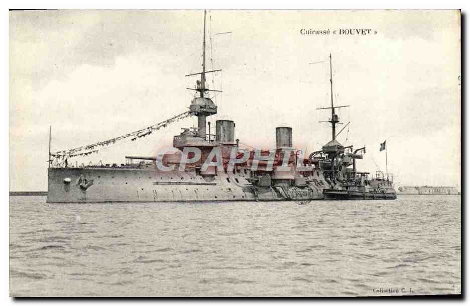 CPA Bateau Cuirasse Bouvet