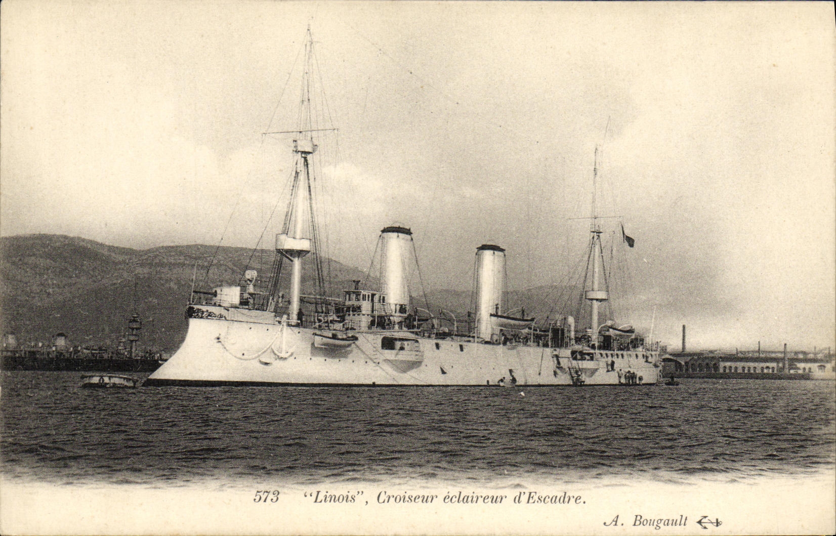 Croiseur éclaireur 'Linois' — A. Bougault, n° 573