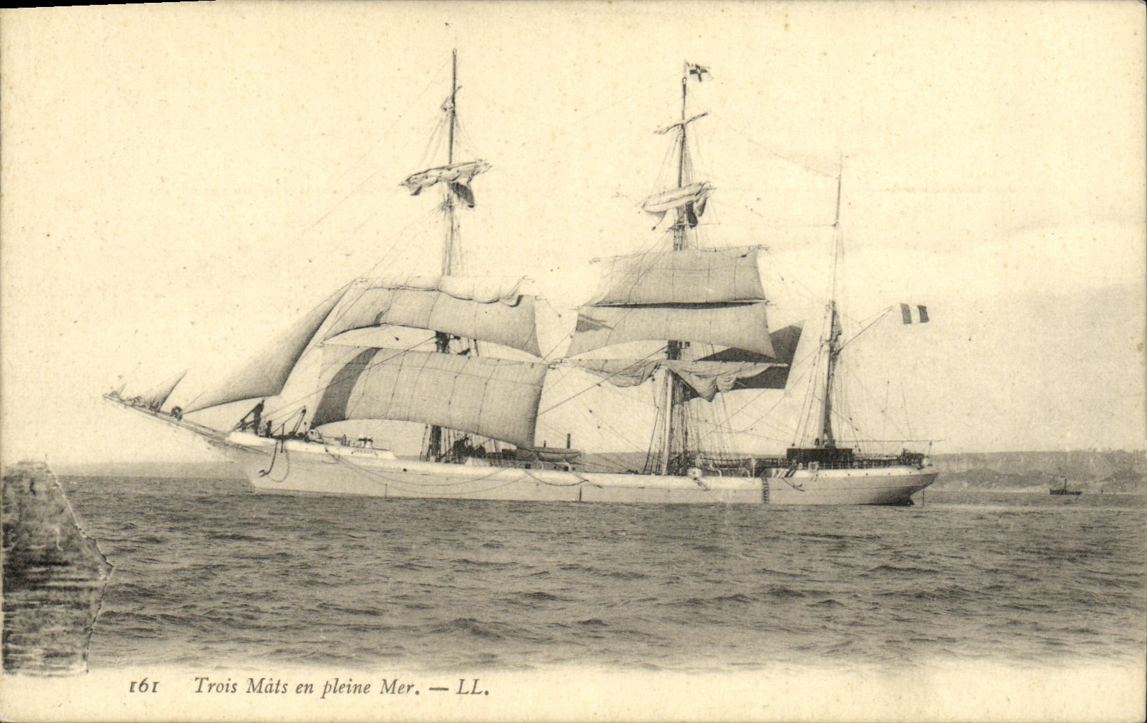 CPA Bateau Voilier Trois Mats en pleine mer