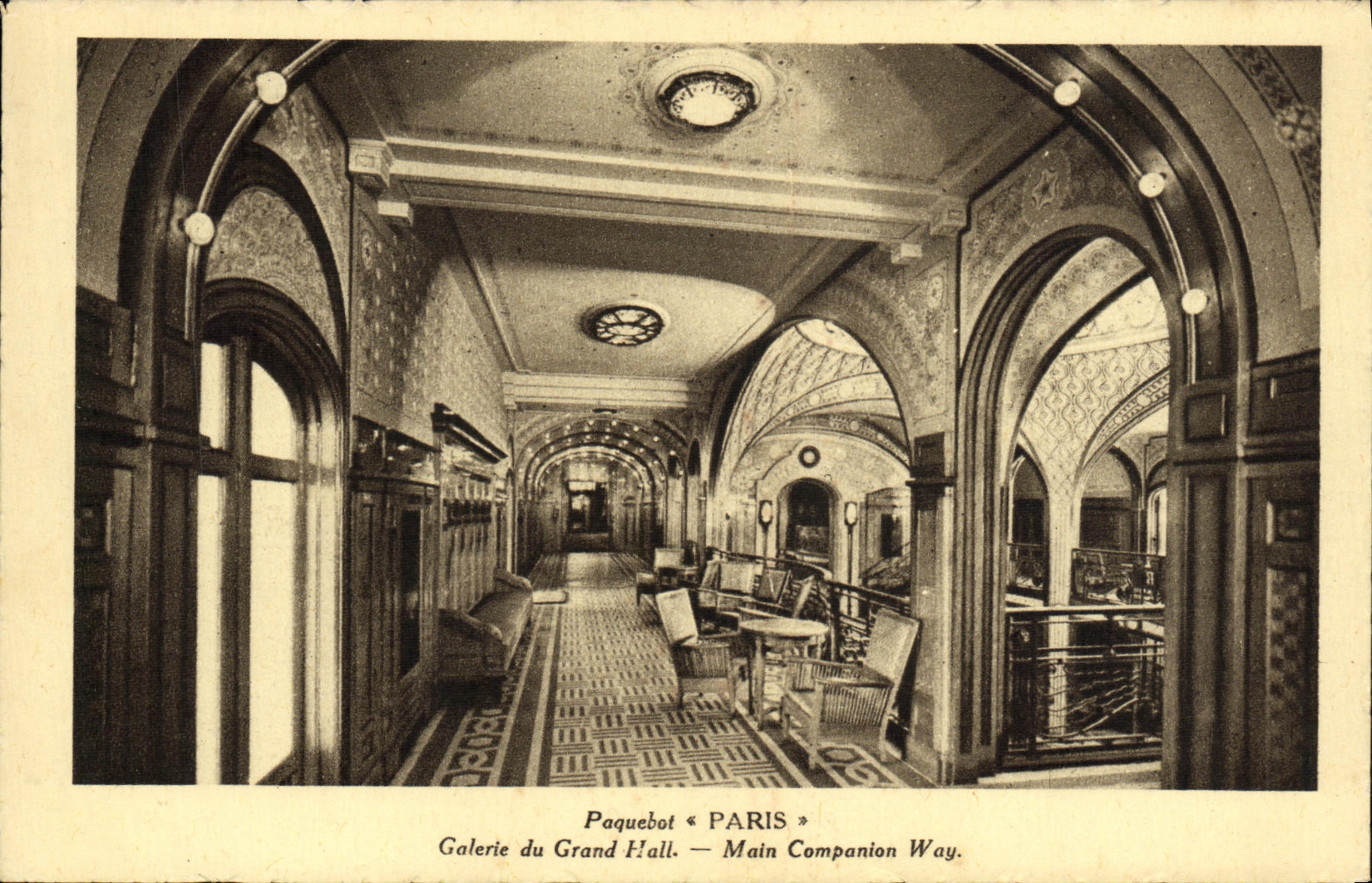 Paquebot « PARIS » — Galerie du Grand Hall — Main Companion Way — Cie Générale Transatlantique