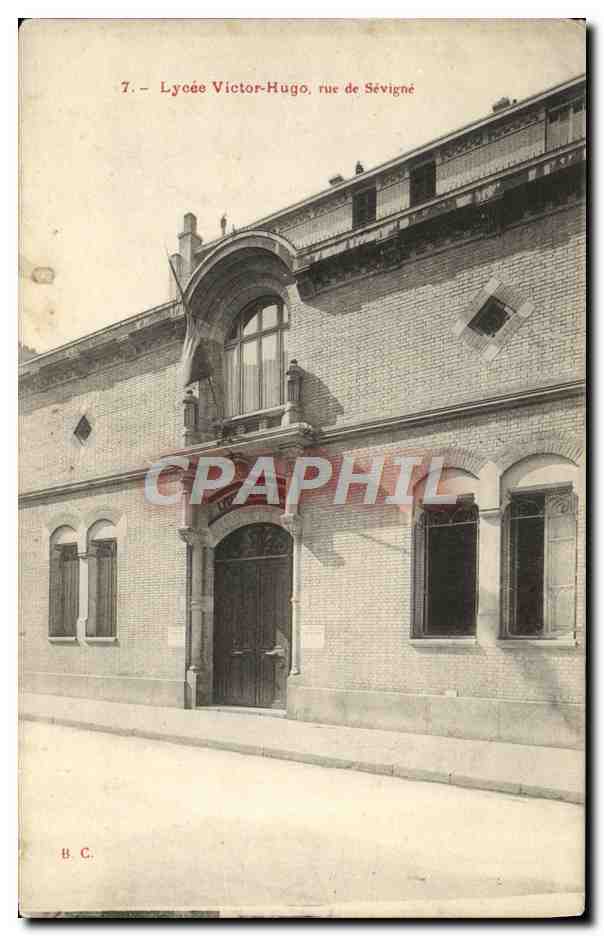 CPA Paris Lycee Victor Hugo Rue de Sevigne 
