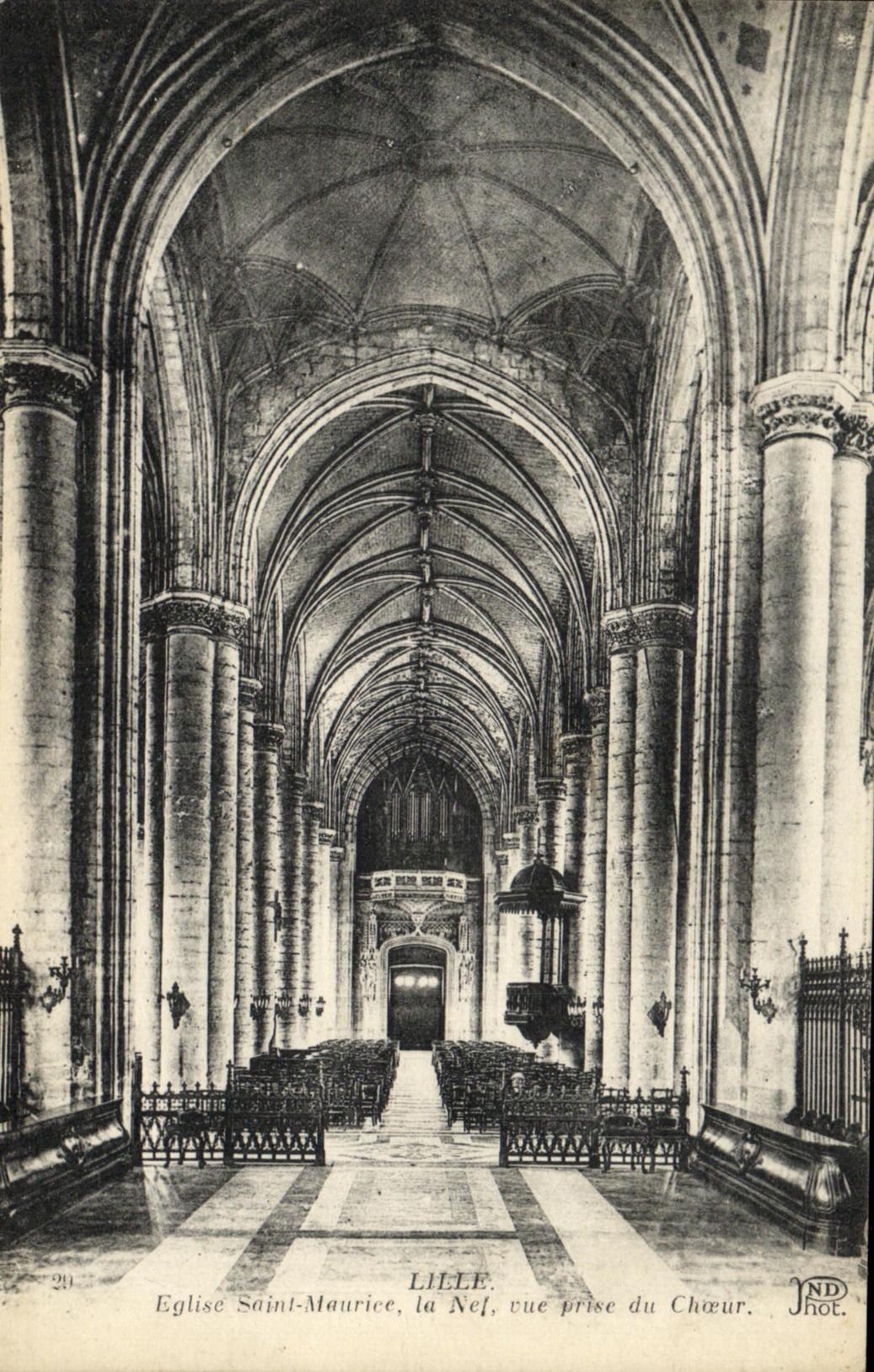 CPA Lille Eglise Saint maurice Vue prise du choeur