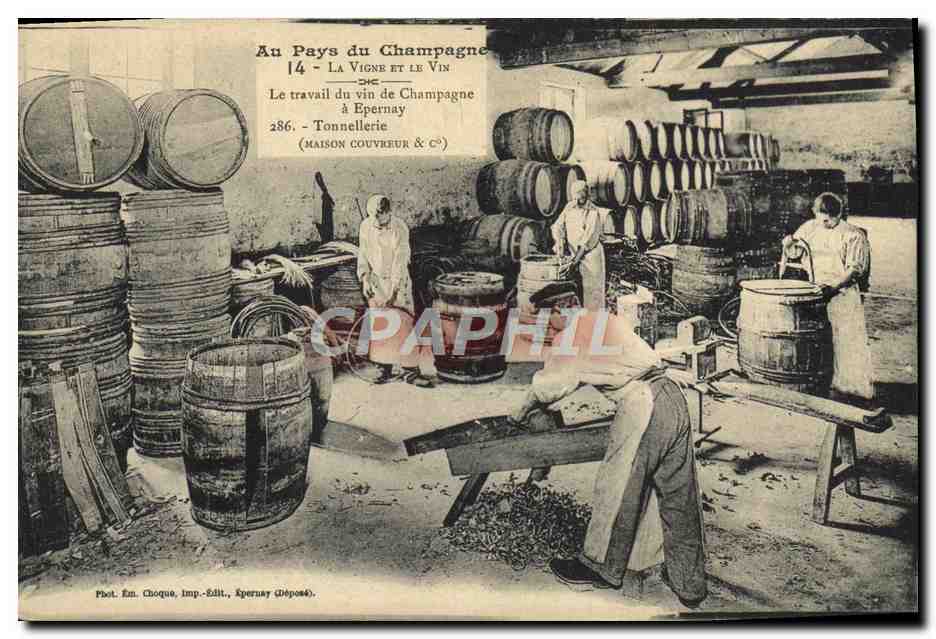 CPA Au pays du Champagne Le travail du vin Tonnellerie TOP