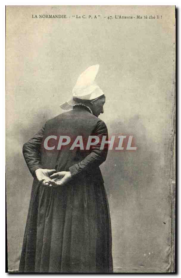 CPA Normandie L'attente Folklore Femme 