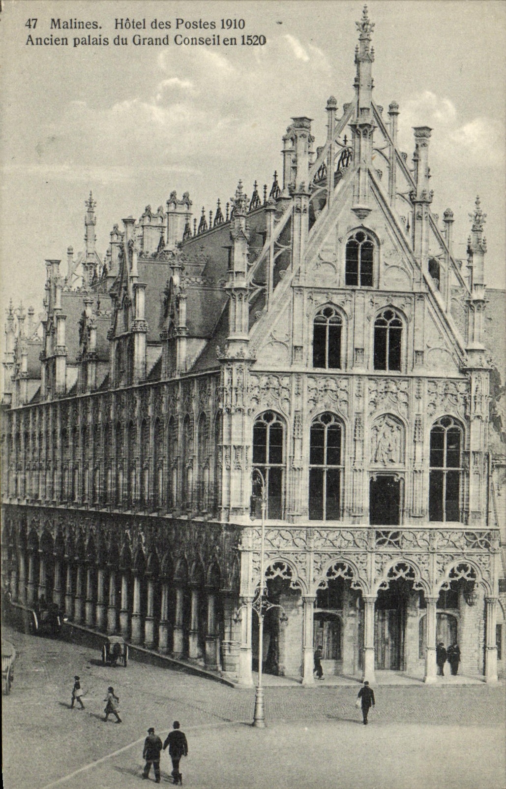 CPA Malines Hotel des Postes Ancien palais du Grand Conseil 