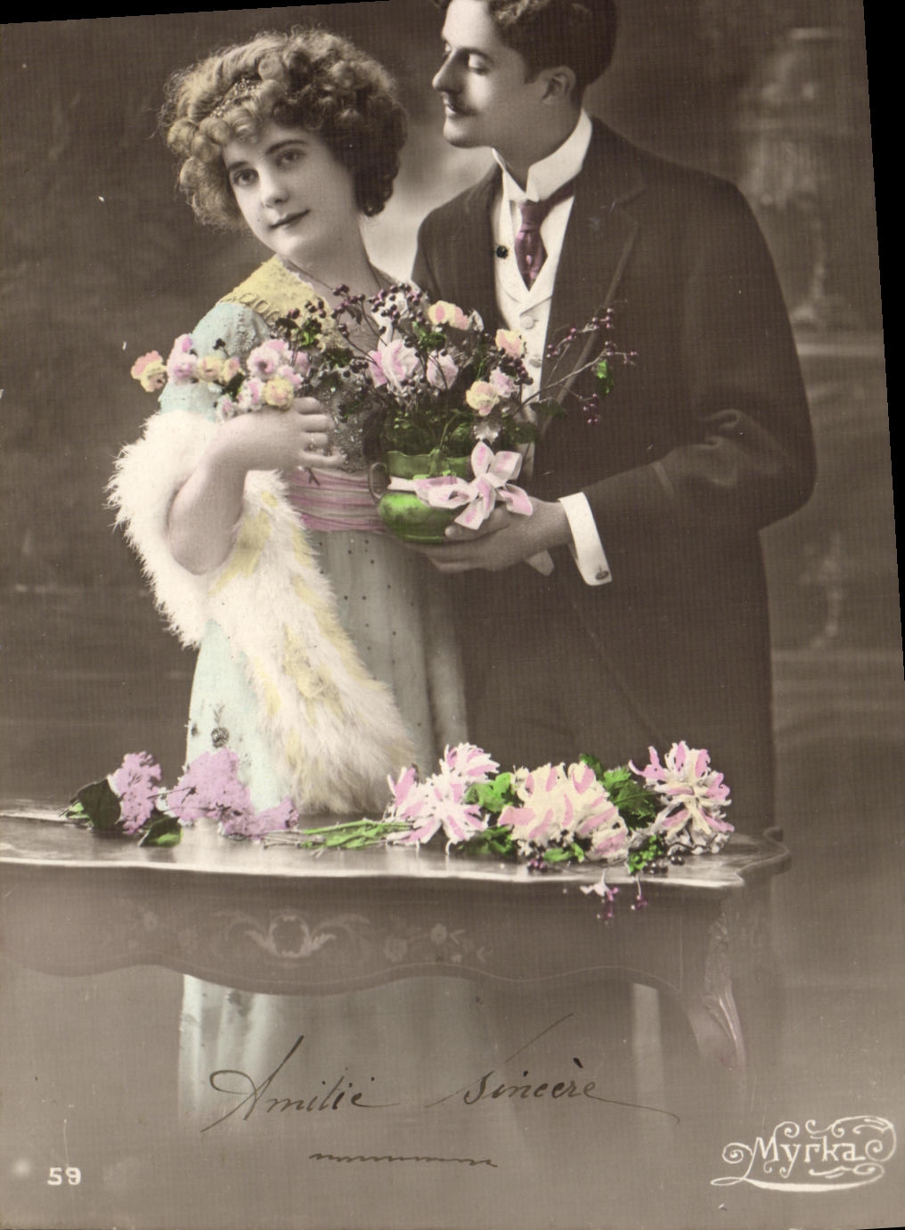CPA Fantaisie Femme 