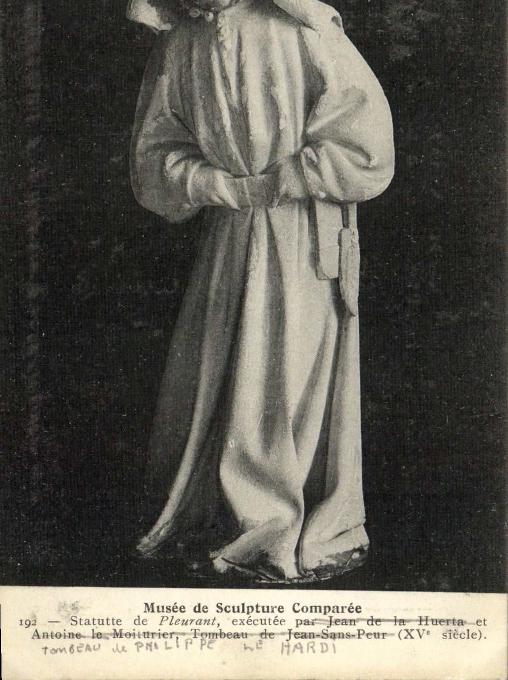 Statuette de Pleurant — Tombeau de Jean-Sans-Peur — Musée de Sculpture Comparée