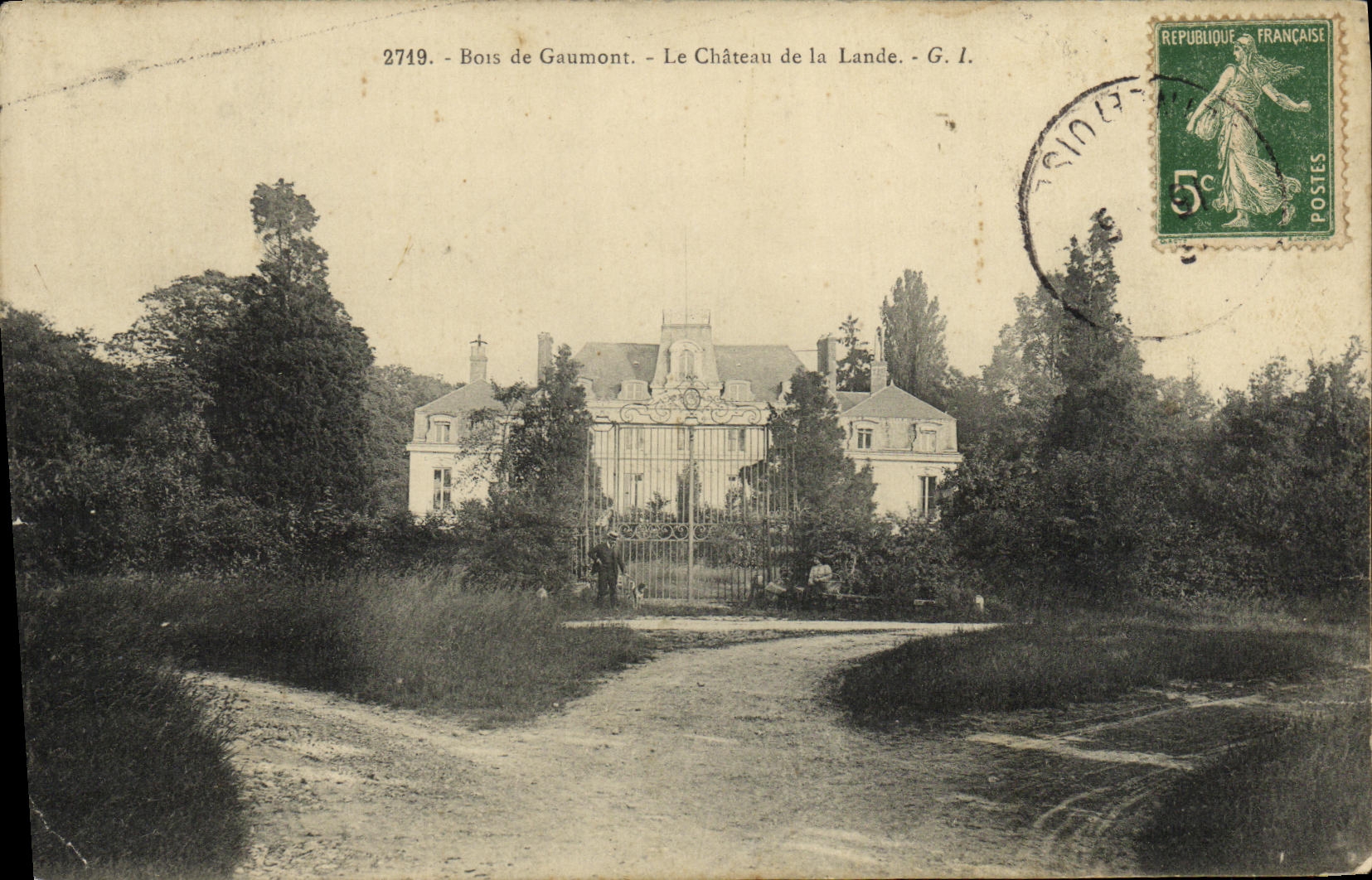 CPA Bois de Gaumont Le chateau de la lande 