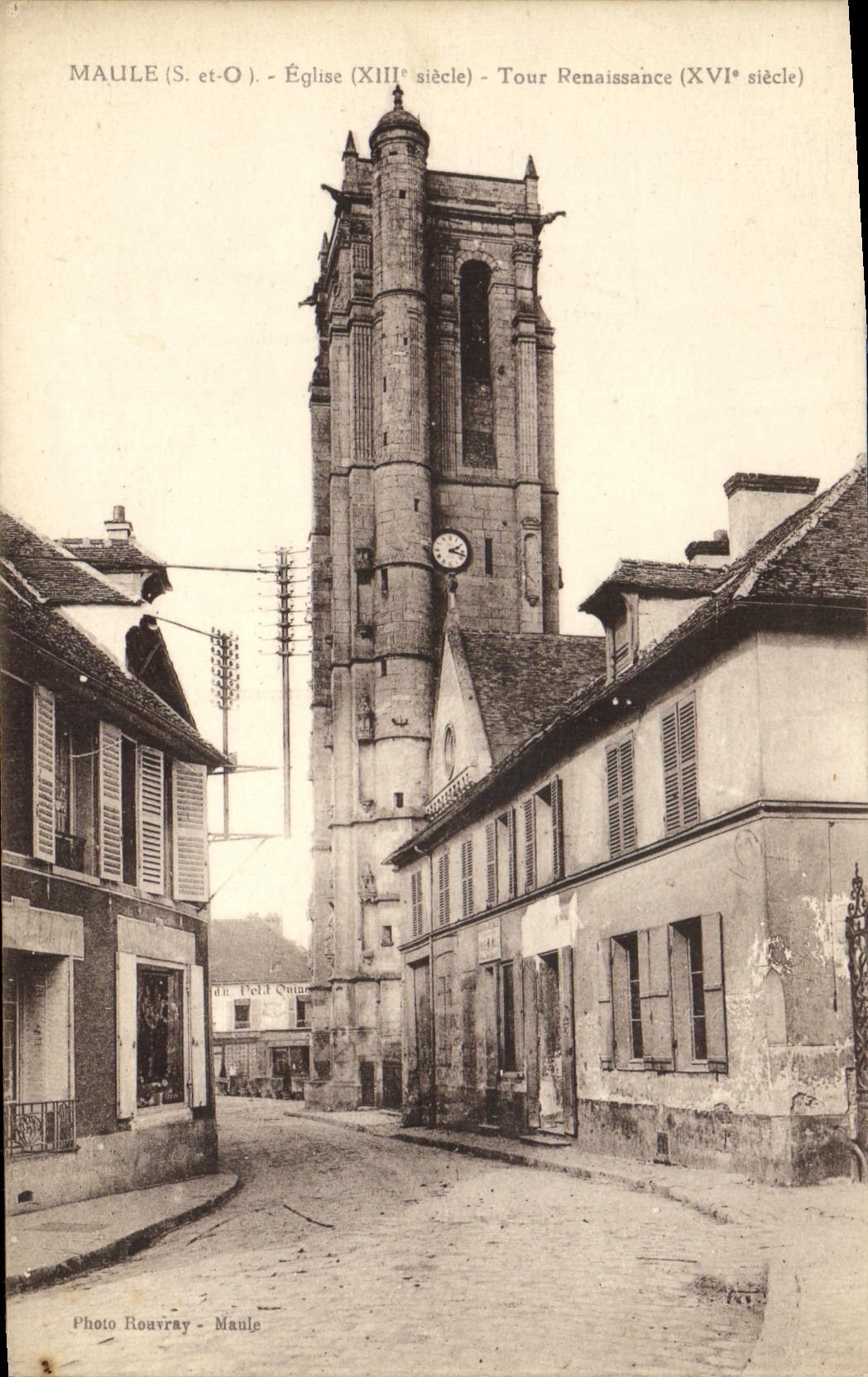 CPA Maule Eglise Tour Renaissance