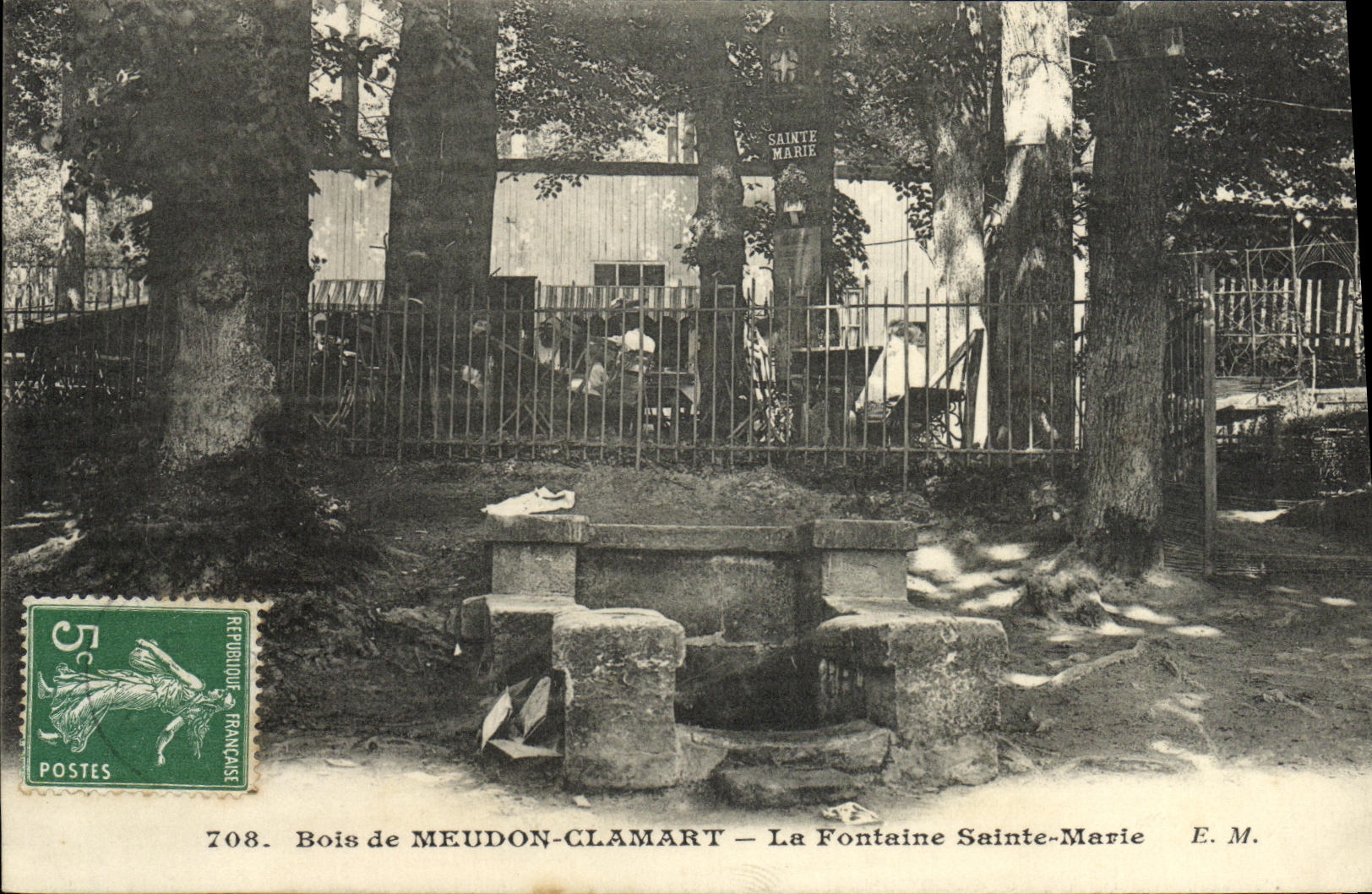 CPA Bois de Meudon Clamart Le Fontaine Sainte Marie 