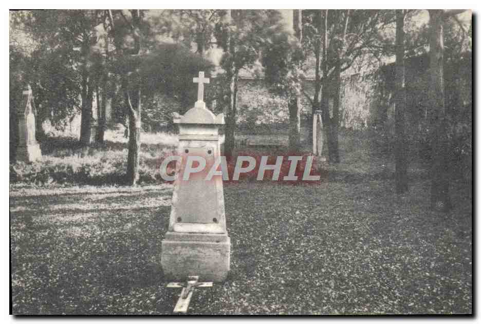 CPA Fosse commune victimes de la Revolution de 1793