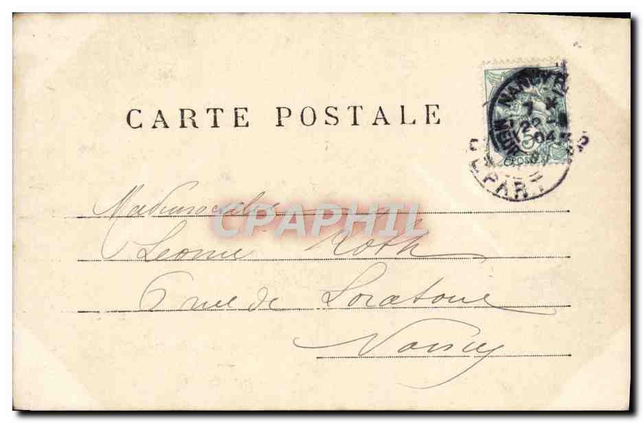Femme en robe à volants portant un panier — Stebbing, ph. — P.K. — Verso