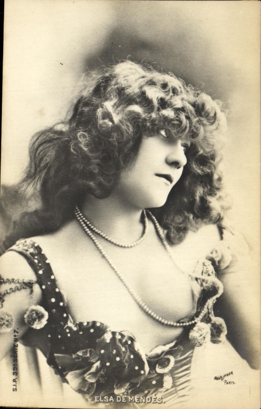 Elsa de Mendés — Portrait — S.I.P. 39e Série N°7, éditée par Rudinger Paris