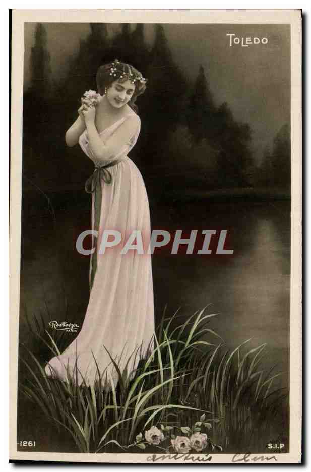 Femme en robe longue à Toledo — toile d'artiste — éditeur S.I.P. n°1261