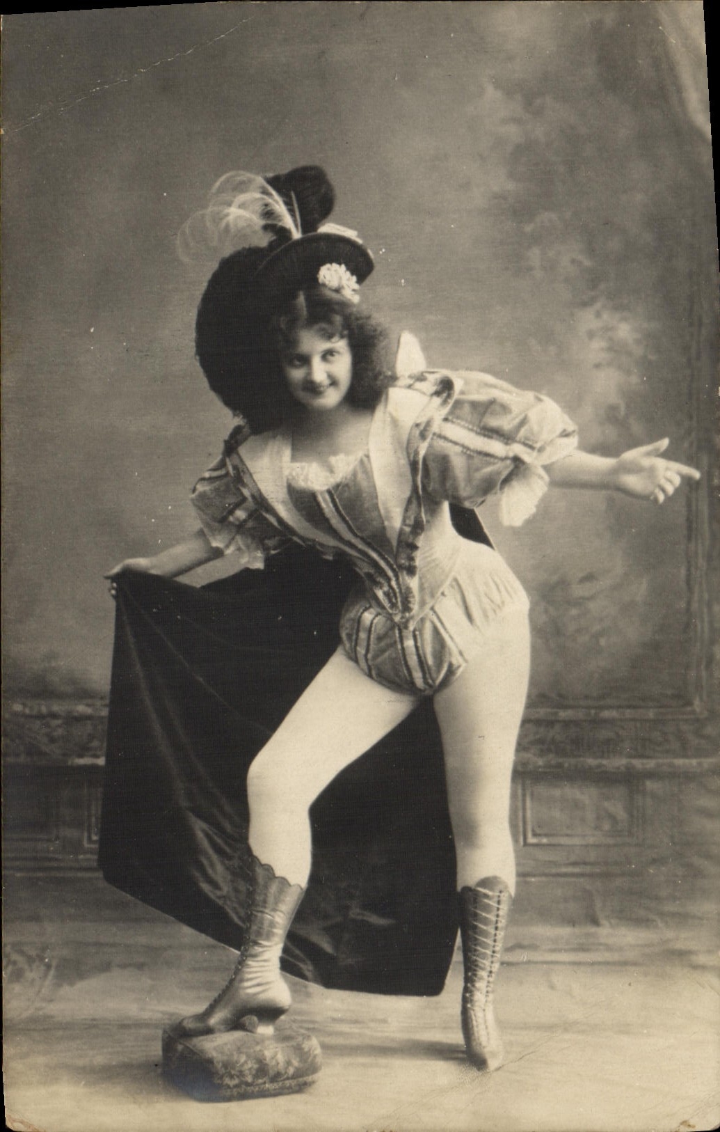 CPA Fantaisie Femme 