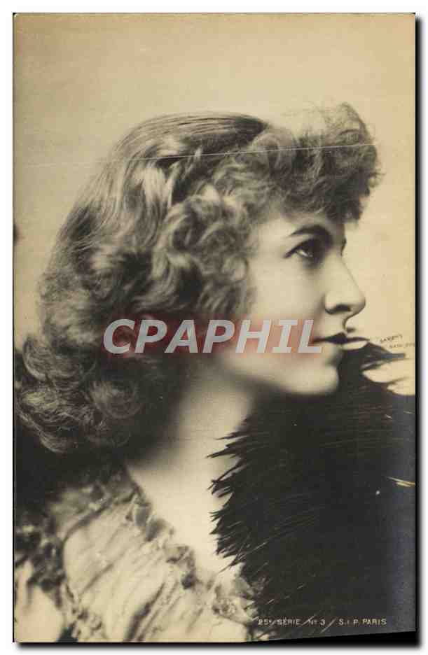 Portrait de femme — Série 3 — S.I.P. Paris