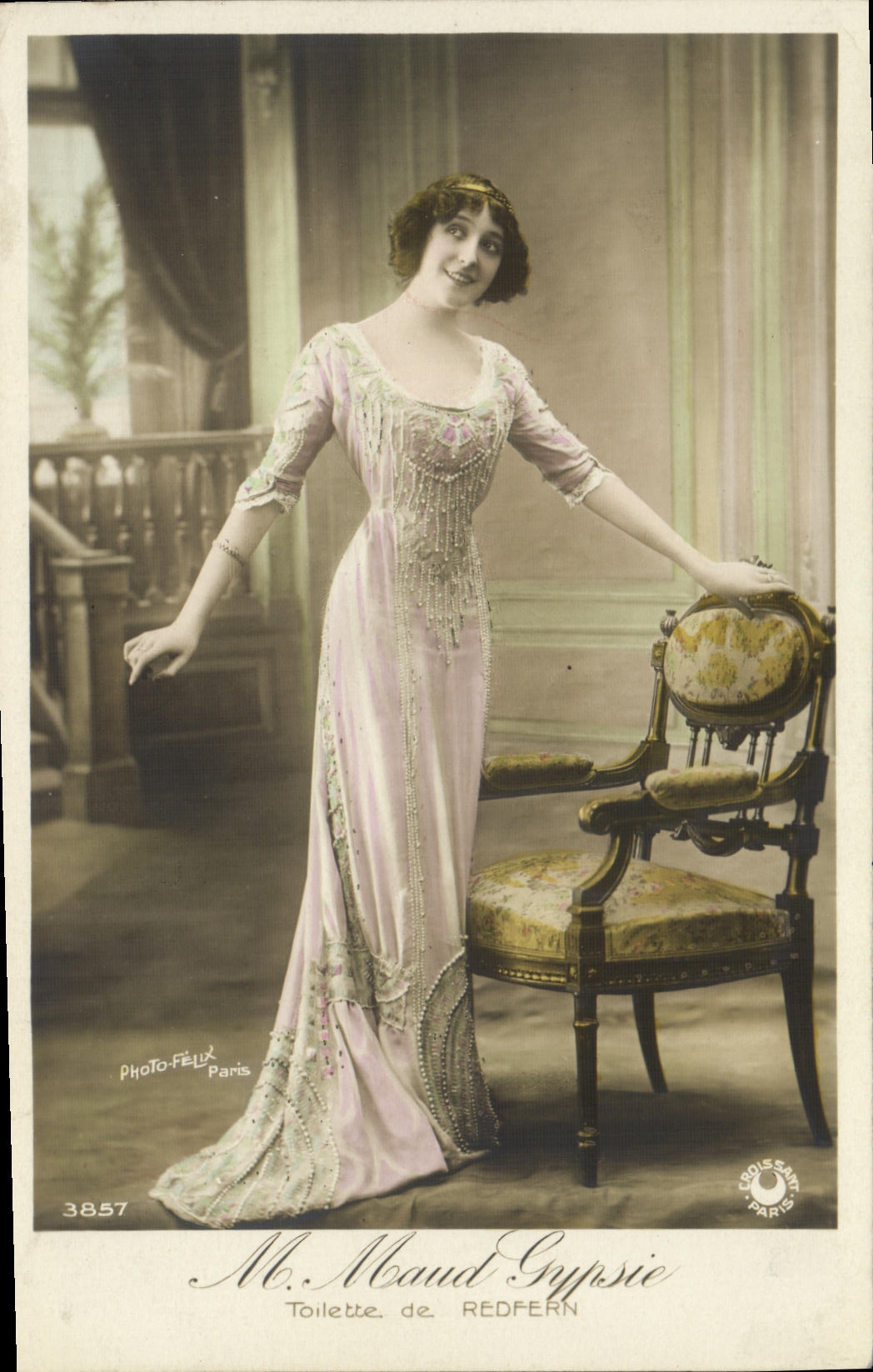 CPA Maud Gypsie Toilette de Redfern