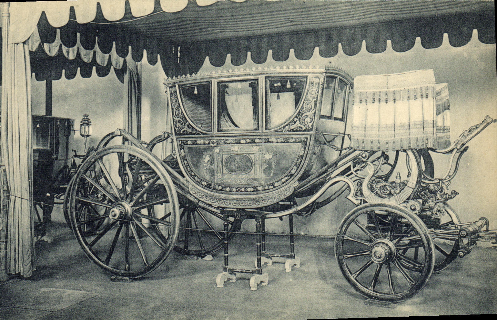 CPA Palacio Real Caballerizas Carroza de Carlos IV