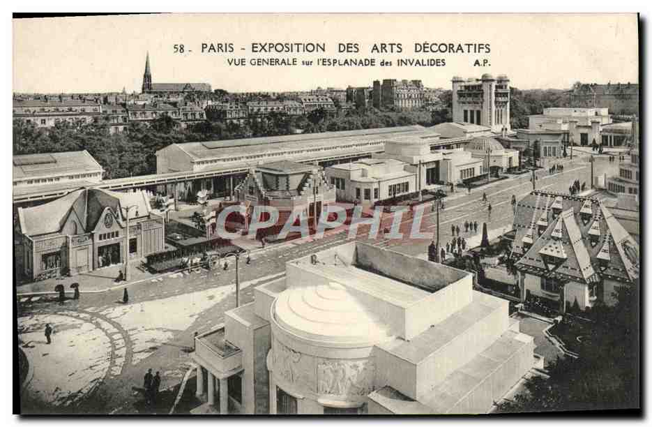 CPA Paris Expostition des arts decoratifs Vue generale sur l'esplanade des invalides