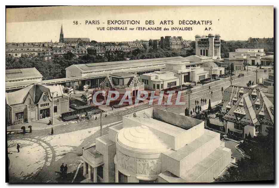 CPA Paris Expostition des arts decoratifs Vue generale sur l'esplanade des invalides