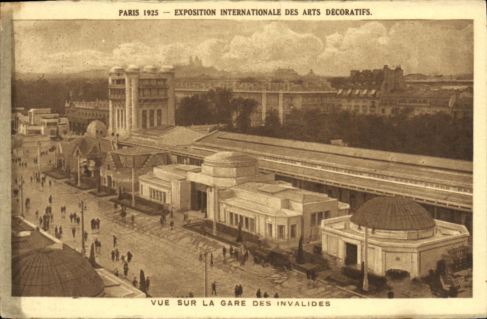 CPA Paris Expostition Internationale des arts decoratifs Vue Sur la gare des invalides
