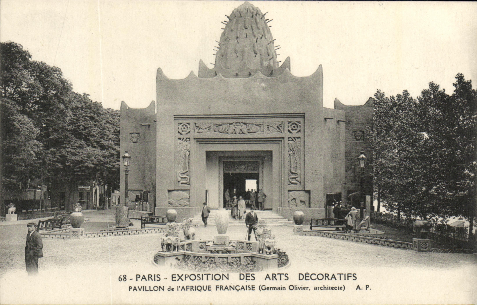 Pavillon de l'Afrique Française — Exposition des Arts Décoratifs — Germain Olivier, architecte