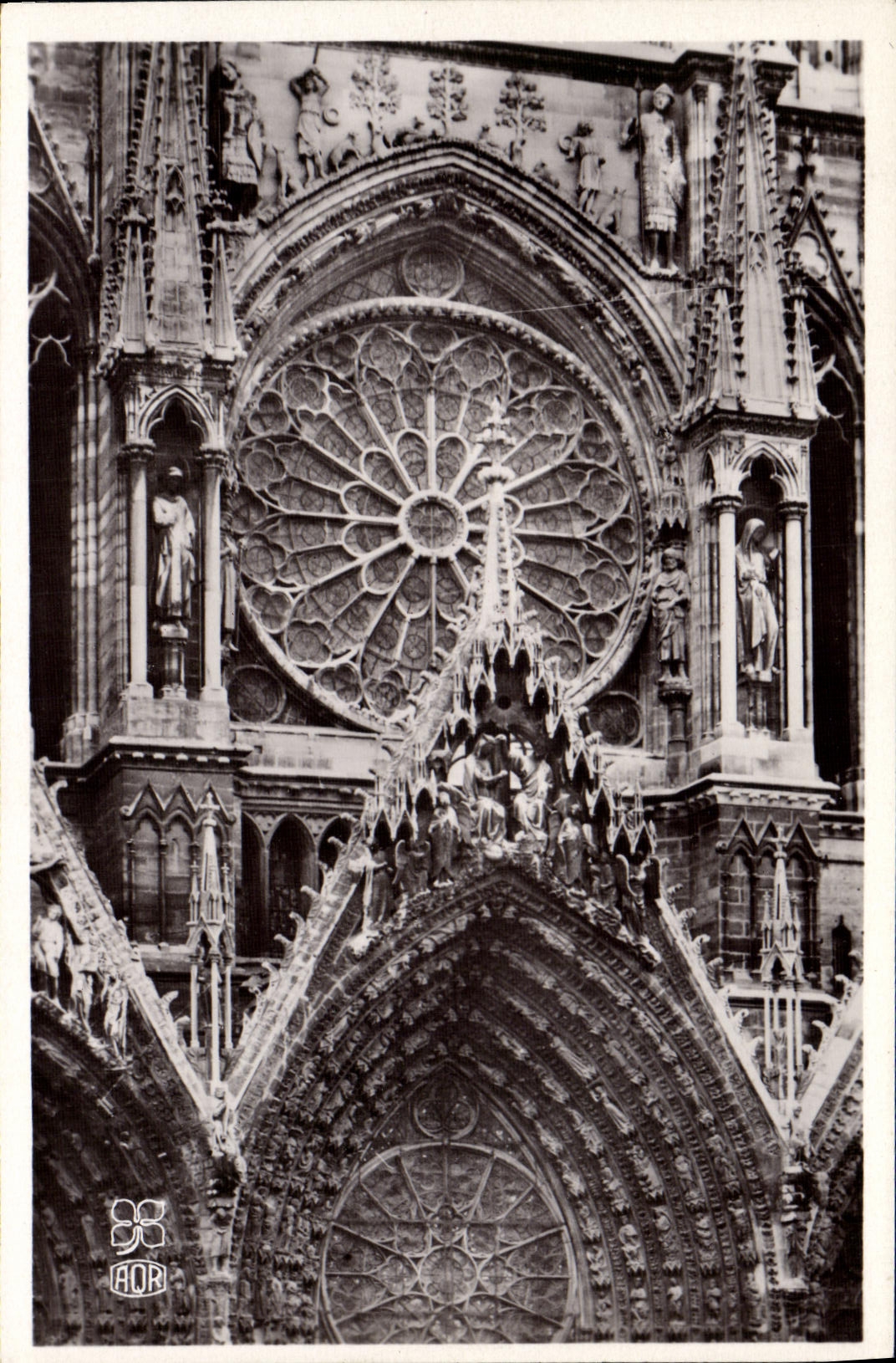 Reims — La Cathédrale, Rosace du Grand Portail — A. Quentin, éditeur Reims