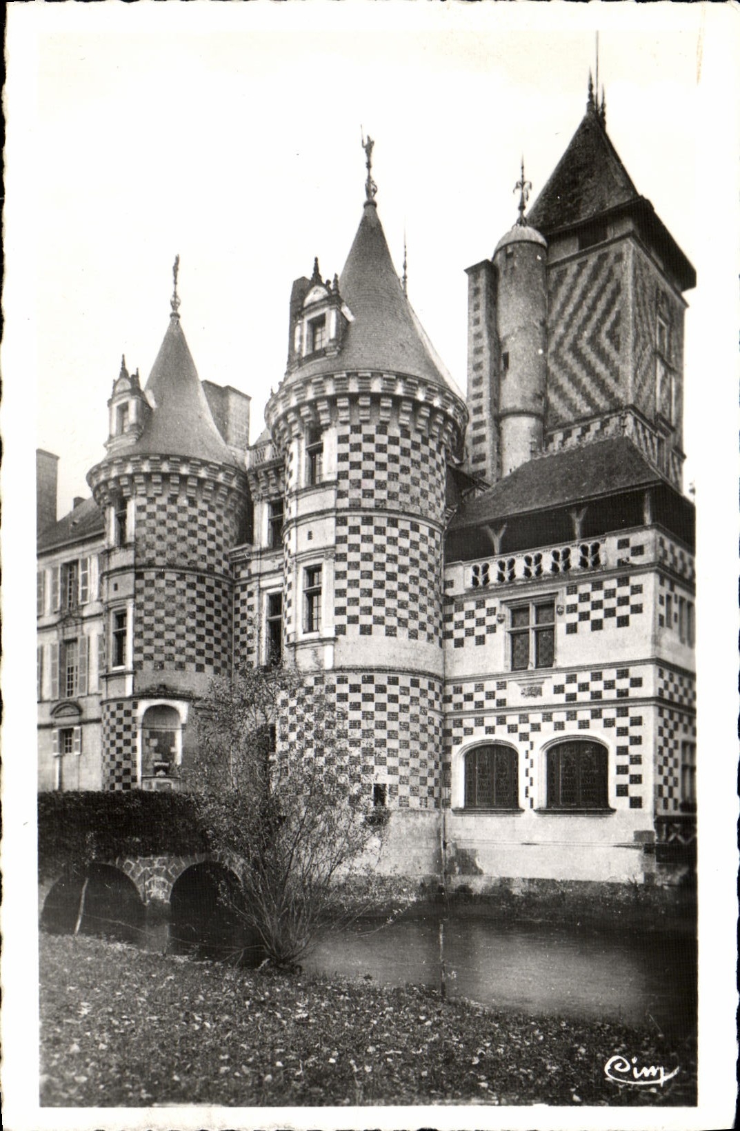 CPM Environs De Bourgueil Port Boulet Chateau Des Reaux