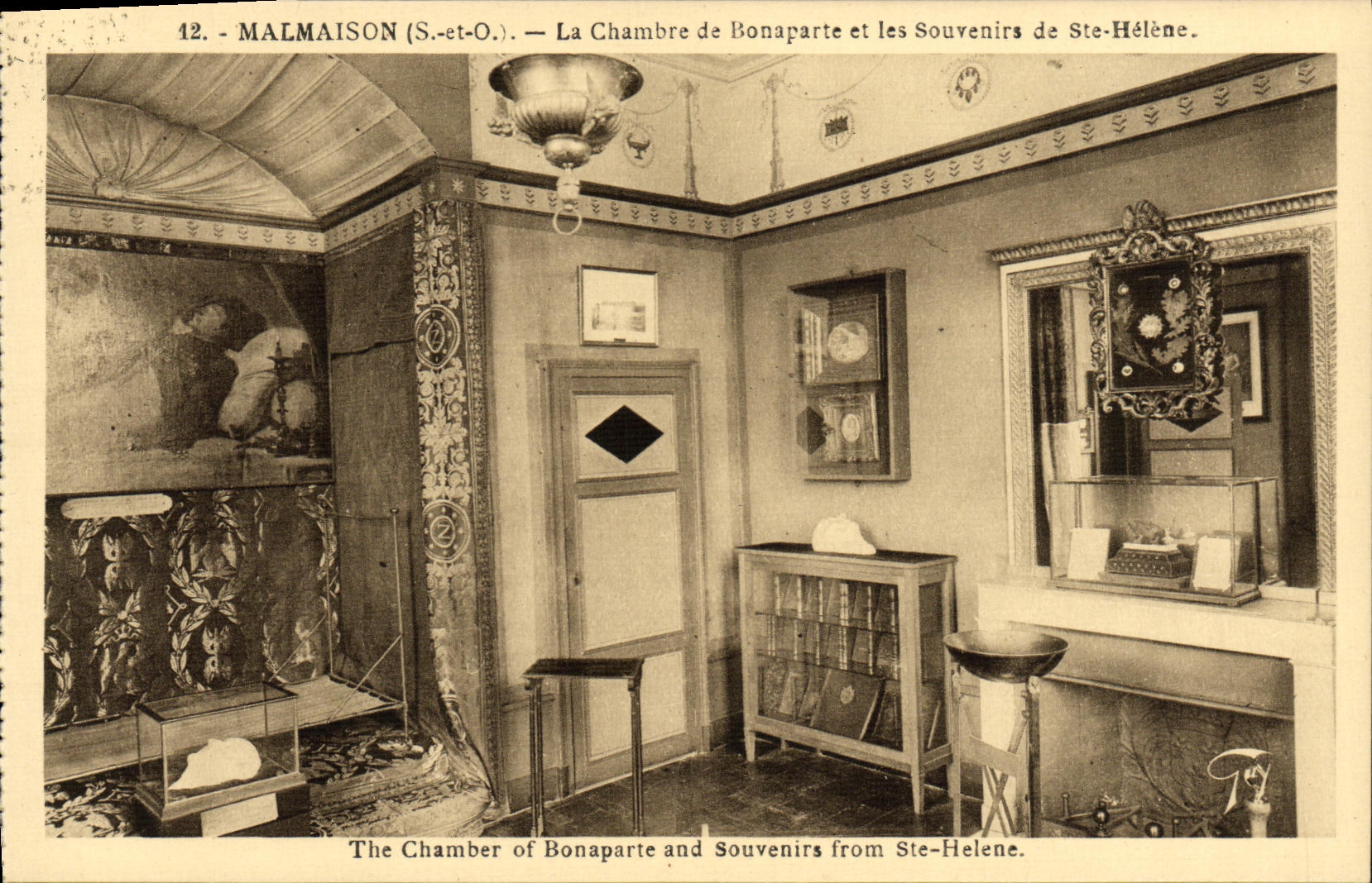 CPA Malmaison La Chambre De Bonaparte et les souvenirs de ste helene Napoleon 1er