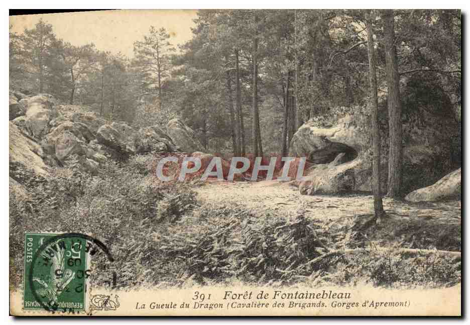 CPA Foret De Fontainebleau La Gueule du dragon Cavaliere des Brigands Gorges d'Apremont