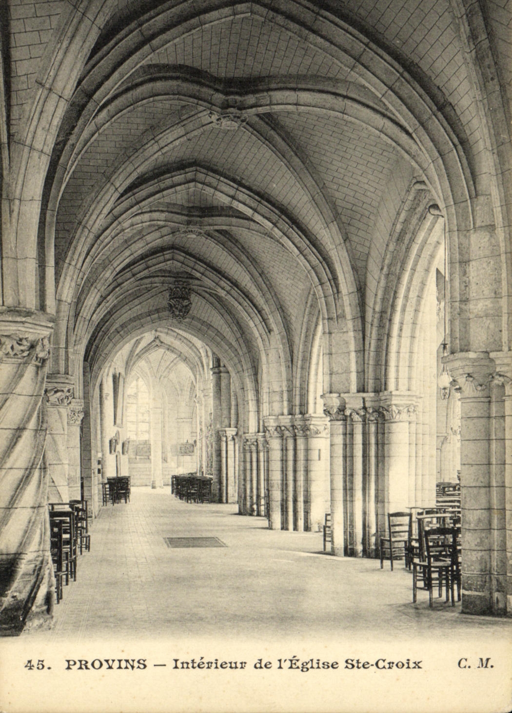 Provins — Intérieur de l'Église Ste-Croix — C. M. n°45