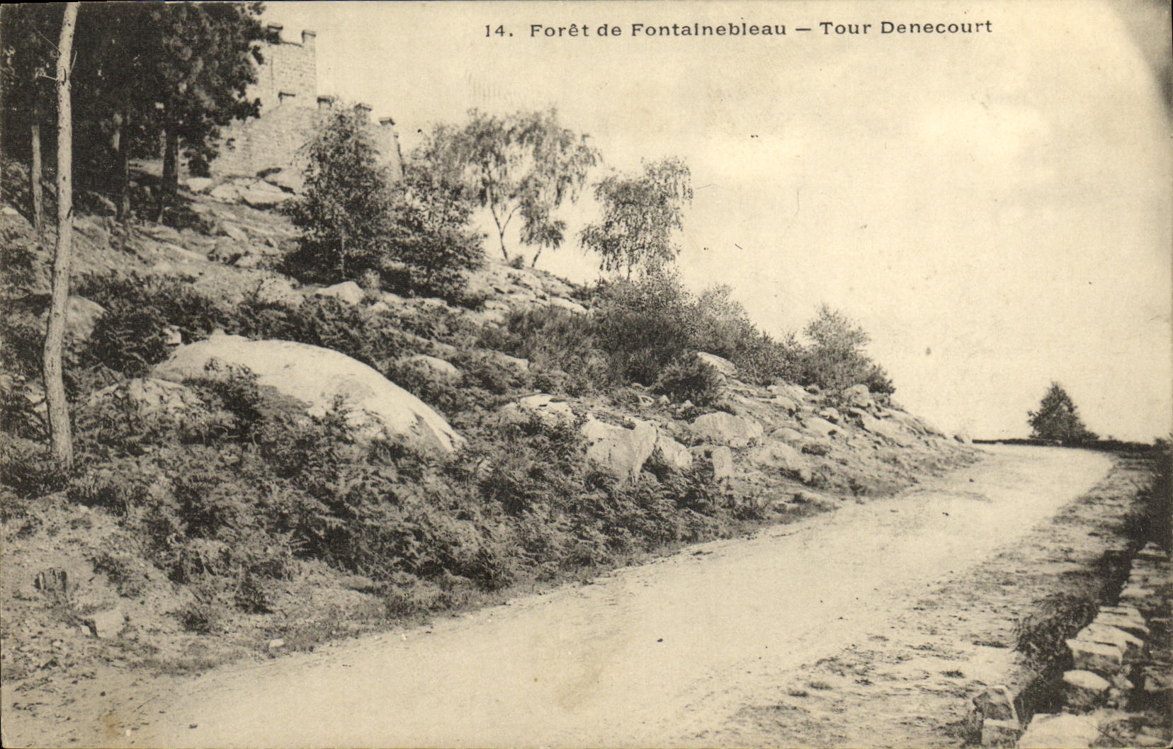 Bosque de Fontainebleau — Torre Denecourt — editor no identificado, n° 14