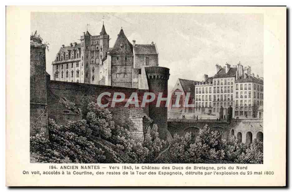 CPA Ancien Nantes Vers le chateau des ducs de bretagne pris du nord