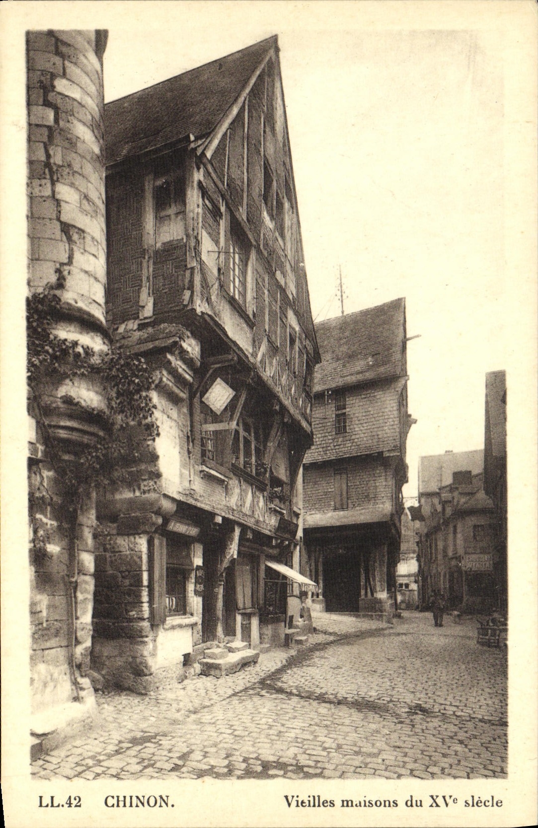 CPA Chinon Vieilles maisons du XVe Slecle 