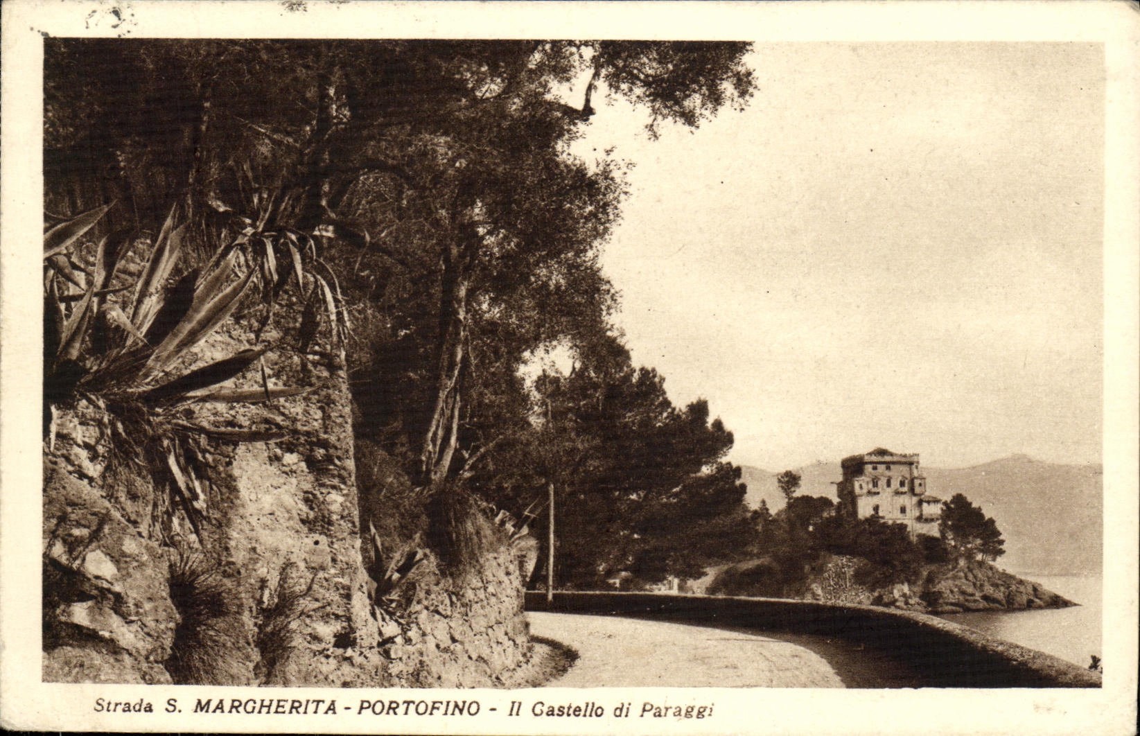 CPA Strada S Margheritta Portofino ll Gastello di Paraggi