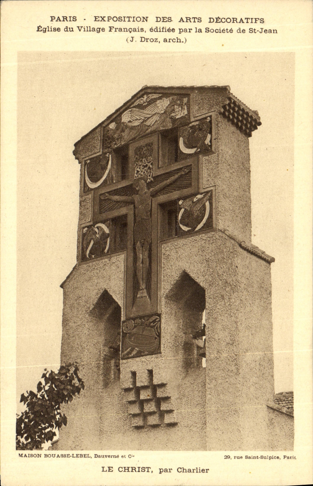 CPA Paris Exposition des Arts Decoratifs 1925 Eglise du village francais Le Christ par Charlier 
