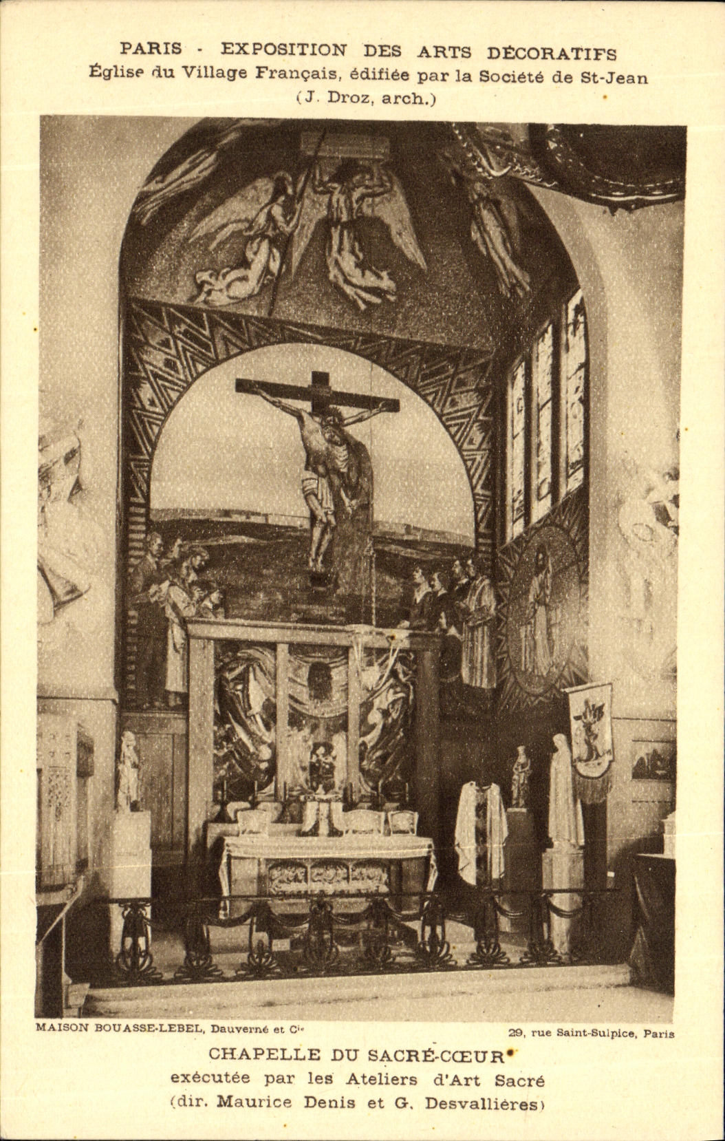 CPA Paris Exposition des Arts Decoratifs 1925 Eglise du village francais Chapelle du Sacre Coeur 