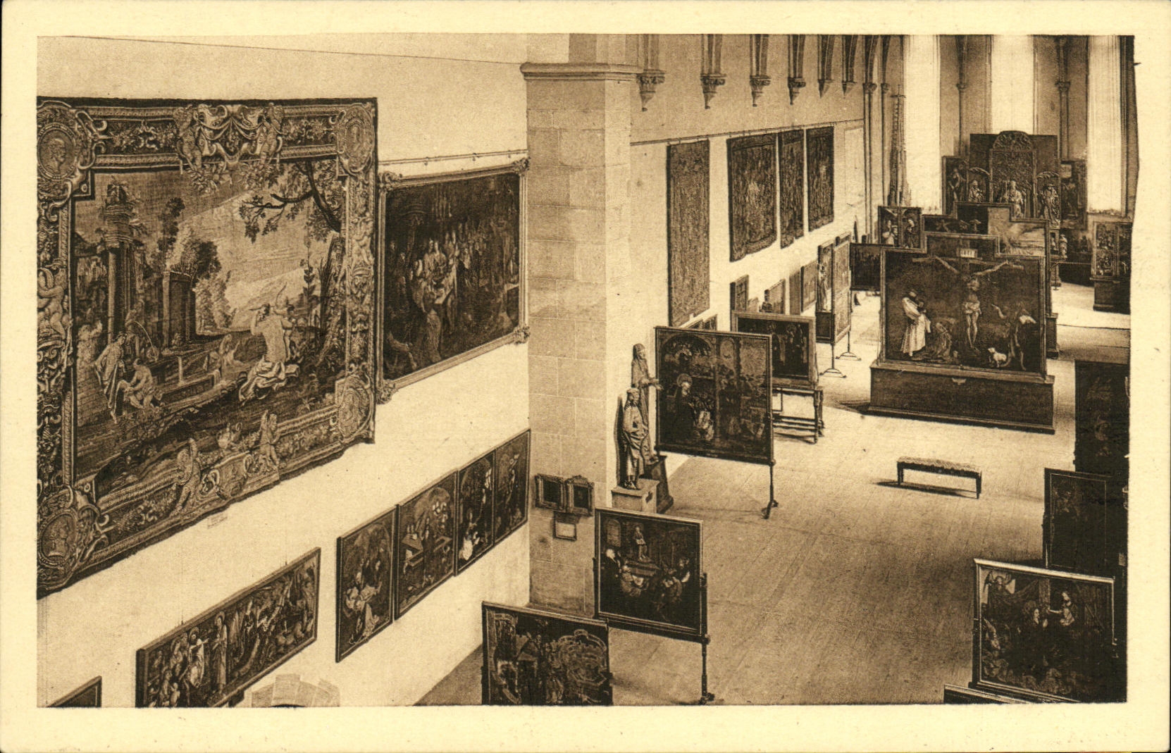 Musée des Unterlinden — La chapelle et les peintures des primitifs — Société Schoeller, Colmar