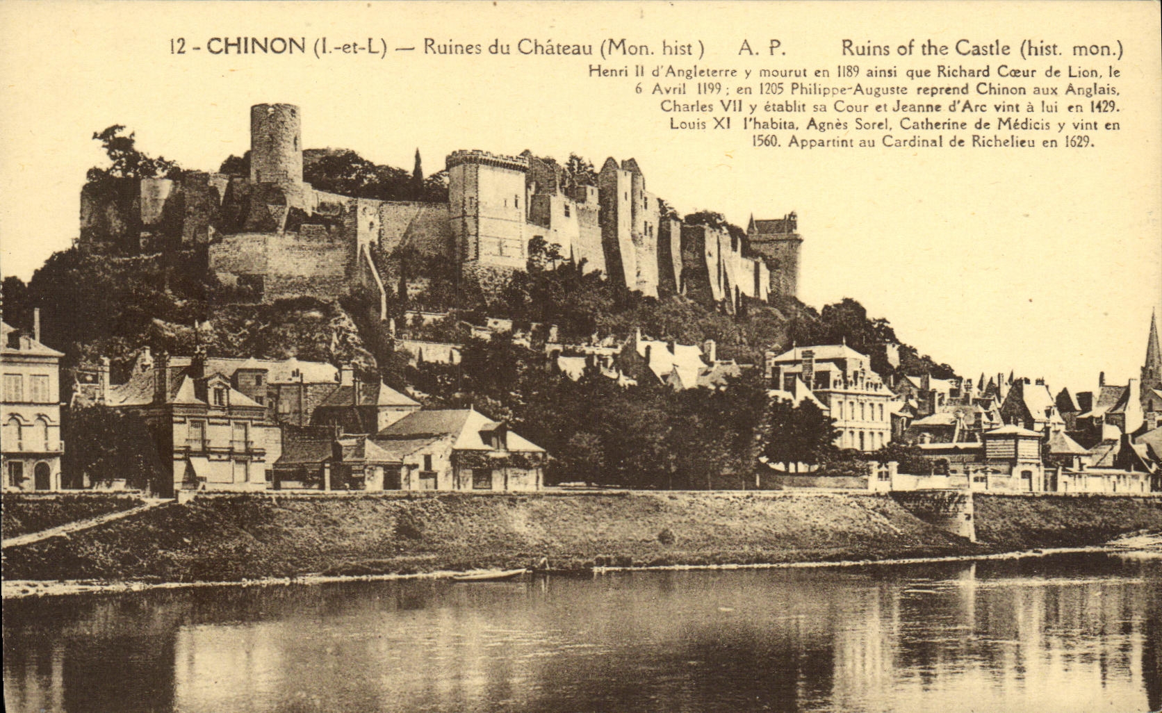 CPA Chinon Ruines du Chateau