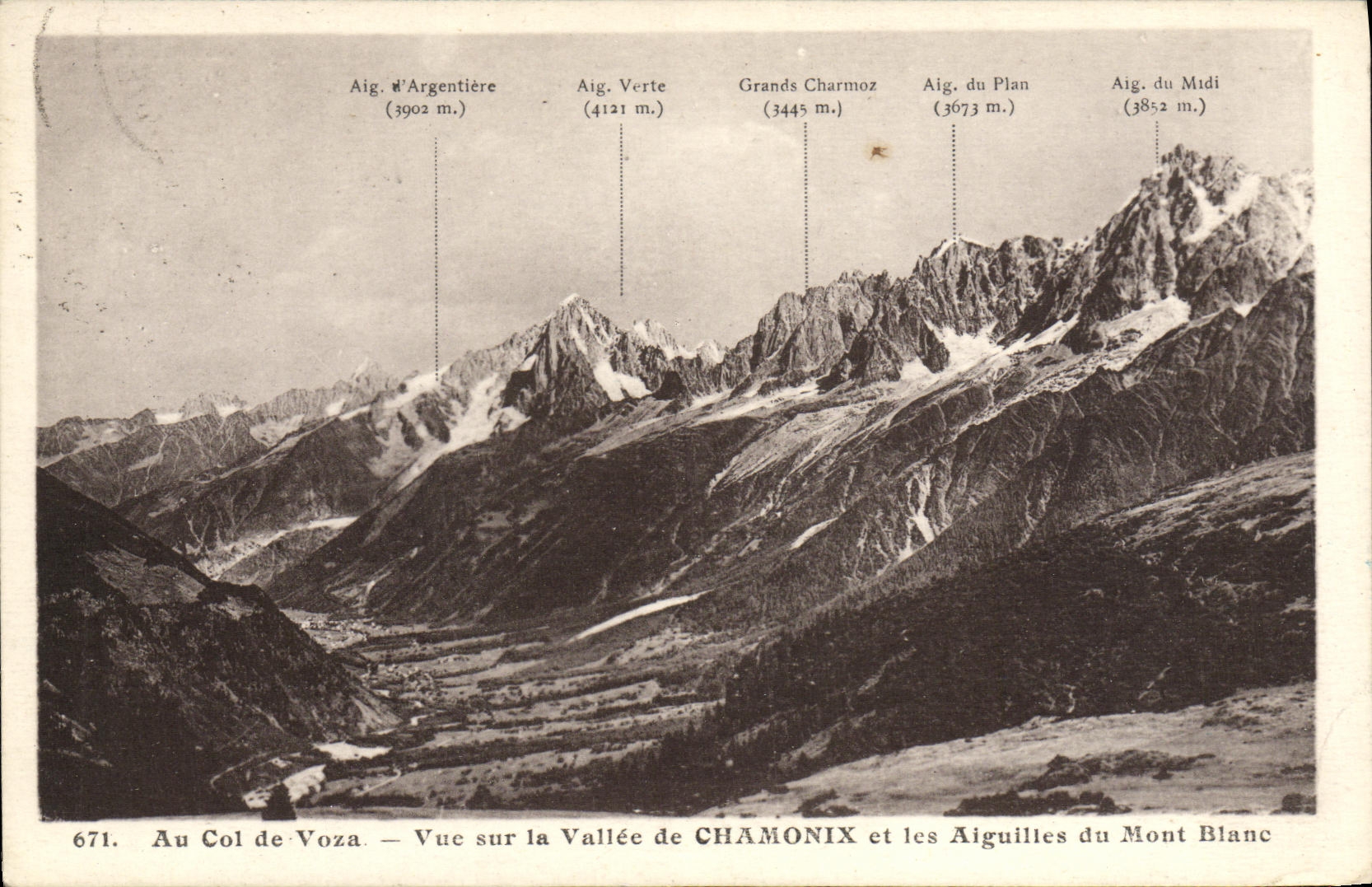 Au Col de Voza — Vue sur la Vallée de CHAMONIX et les Aiguilles du Mont Blanc — L. Morand, phot.-édit. (Mégeve, Haute-Savoie)